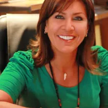 منى خويص