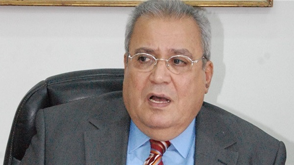 مناقشة بالصالون العربي  لزمن جميل مضى